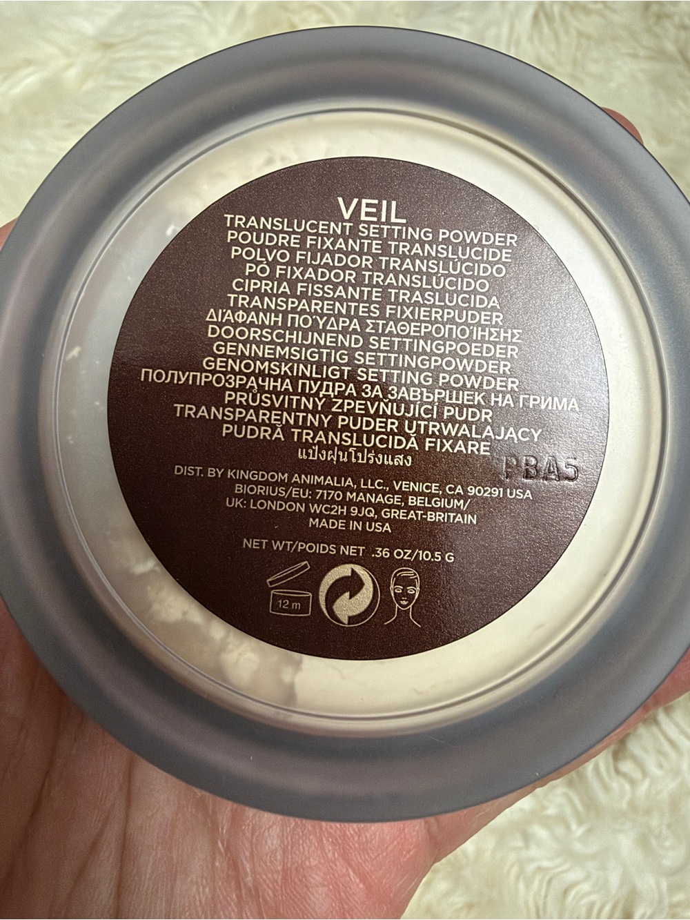 Hourglass Veil Translucent Setting Powder - Picture 5 of 5